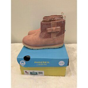 Munchkin by Stride Rite Girl's Size 10M Avalon Pink Glitter Side-Zip Boots NEW